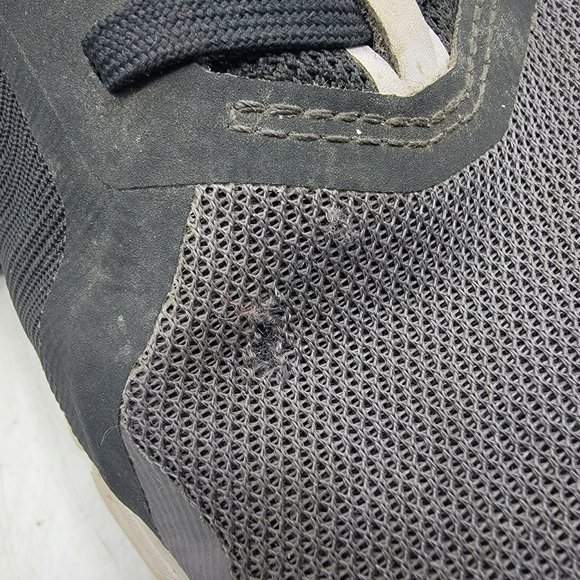 On Cloud Cloudrunner Mens 10 Black Eclipse Frost Athletic Shoes Casual Outdoors - Picture 11 of 12